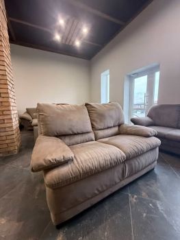 Диван в новому стані