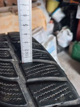 Шини зимові GOOD YEAR  225/50 R17 6