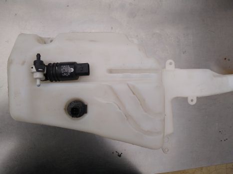 Бачок омивача Jeep Cherokee 5