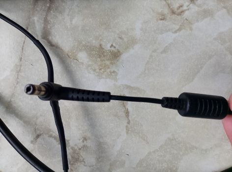 Блок живлення до ноутбуків Lenovo ( оригінал ) 3