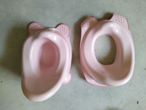 Горщики дитячі, шапки для плавання ,слюнявчики . 3