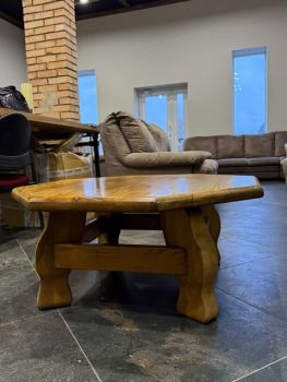 Дубовий Журнальний Стіл 4