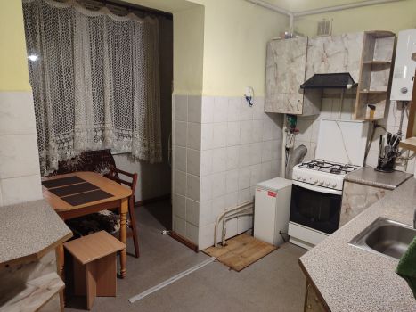 Трьох кімнатна квартира . 4