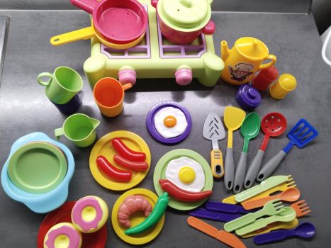 Іграшки та пазли 6