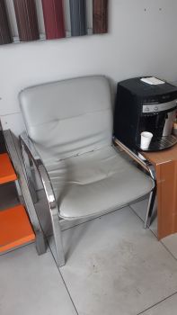 Ремонт комп'ютерних та офісних крісел стільців 2