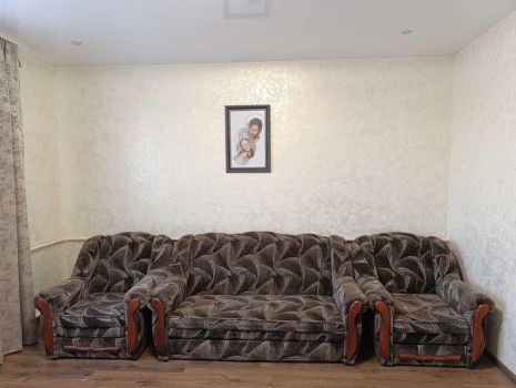 Диван з кріслам 1