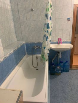 Будинок, вул. Д.Галицького 7