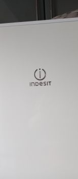 Холодильник INDESIT 1