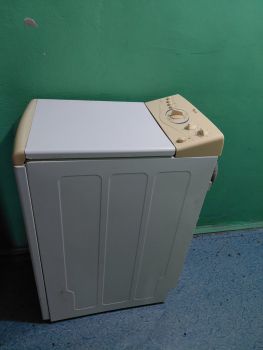 Робоча пральна машина Wirpool 4