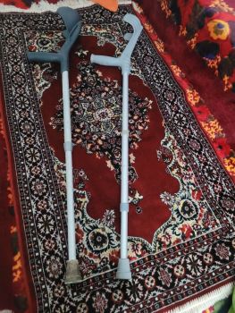 Милиці підпахвові костилі 1