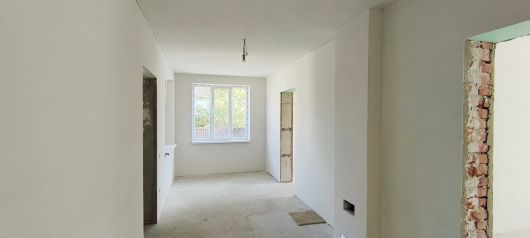 Будинок, в центрі 5