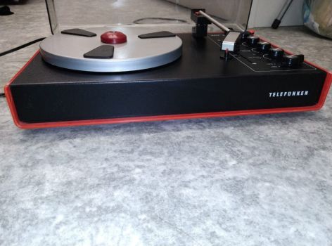 Вініловий програвач Telefunken (Німеччина) 4