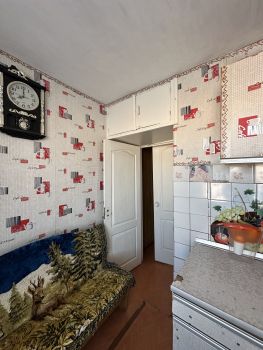 2-кімнатна квартира, вул.Богдана Хмельницького 56 3