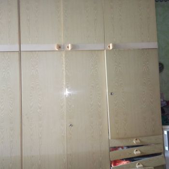 Шафа три дверна 1