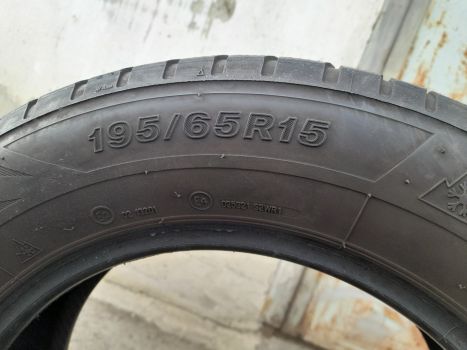 Шини зимові 195/65R15 1