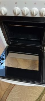 Газова плита з газовою духовою 