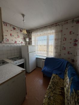 2-кімнатна квартира, вул.Богдана Хмельницького 56 4