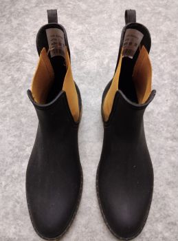 Гумові черевики Esmara 38 розмір Італія 4