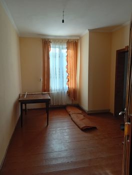 3-кімнатна квартира, вул.Січинського 3