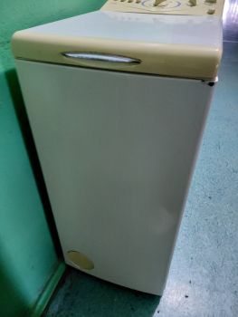 Робоча пральна машина Wirpool 1