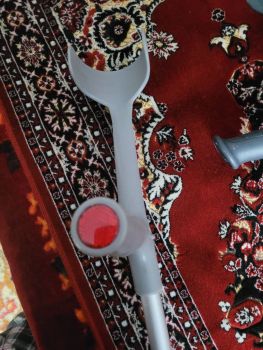 Милиці підпахвові костилі 3