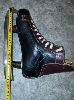 Фігурні ковзани шкіра розмір 40 5