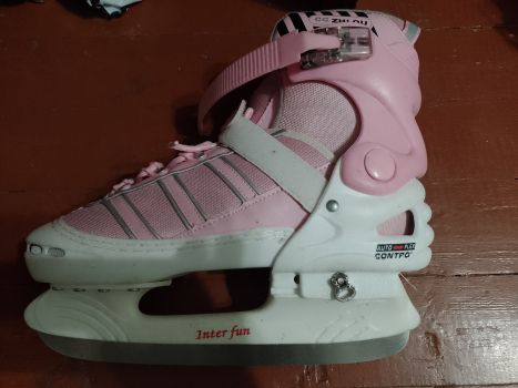 Ковзани в хорошому стані 1