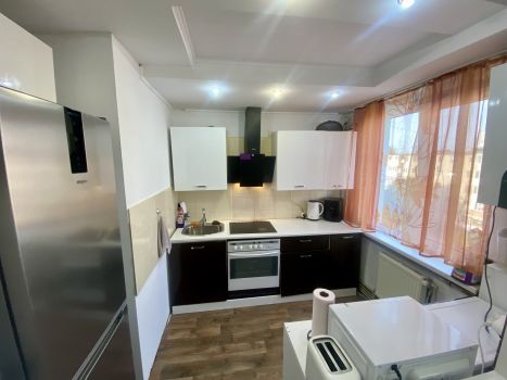 3 кімнатка квартира у місті Калуш посьолок 5