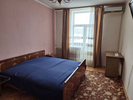 Здається 2 квартира квартира 2