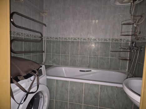 Здається 2 квартира квартира 7