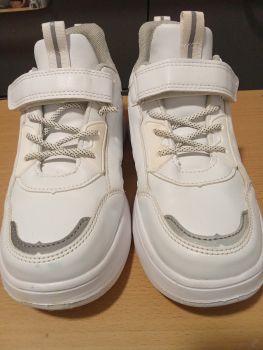 Кросівки нові стан нових 4