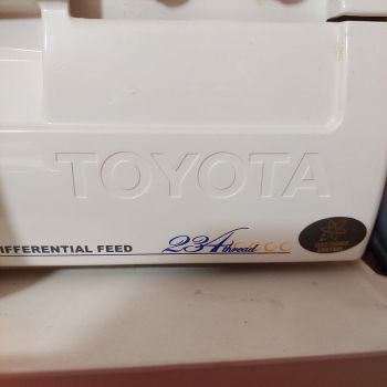 Оверлок і швейна машинка TOYOTA 3