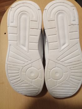 Кросівки нові стан нових 2