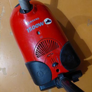 Пилосос SAMSUNG 1500W 1