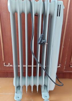 Масляний обігрівач Tesy 3