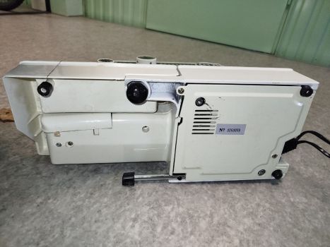 Швейна машина Victoria 753 (multitec) Німеччина 6