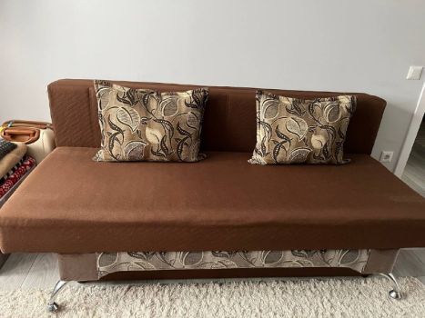 Диван для вітальні 1