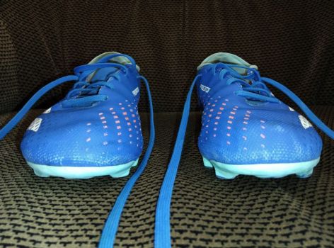 Бутси оригінал Adidas Predator 39 розмір кеди 6