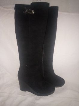 Чобітки жіночі б/у