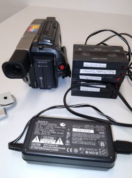 Відеокамера Sony Handycam Video8 для оцифрування 3