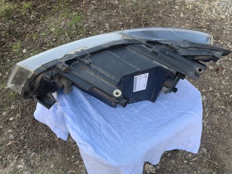 Фара права до VW Polo 3