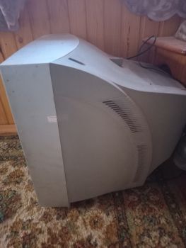 Телевізор кінескопний 1