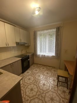 Здам 2-кімнатну квартиру в центрі 3