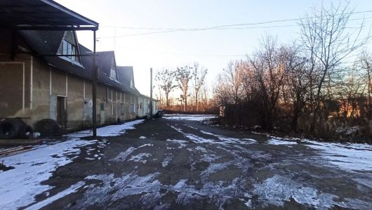 Оренда асфальтованої земельної ділянкипід комерцію 8