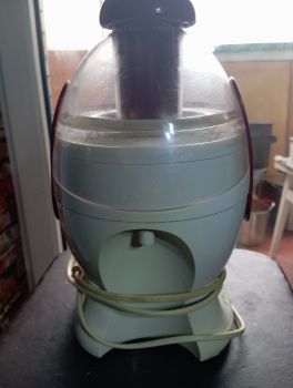 Соковижималка б/у 2