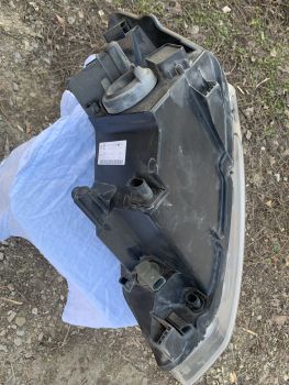 Фара права до VW Polo 2