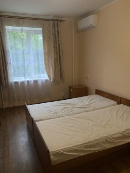 Здам 2-кімнатну квартиру в центрі 4