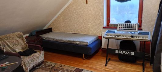 Житло для дівчини, бажано з коледжу культури 2