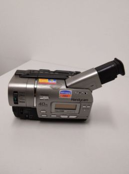 Відеокамера Sony Handycam Video8 для оцифрування 1