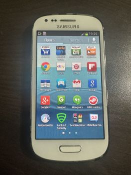 Мобільний телефон Samsung Galaxy S3 mini 2